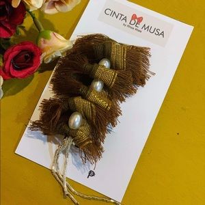 Hair accessories for kids, girls or women. Hand made and new.